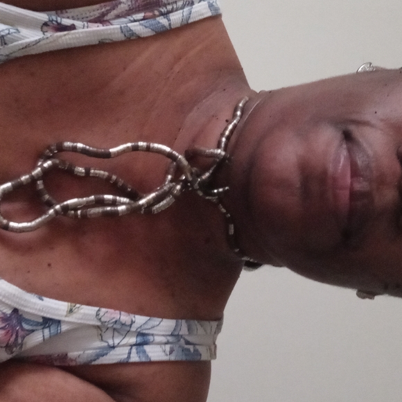 Multicolored twisted necklace - Picture 3 of 4